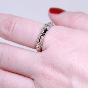 House of Harlow Silver Band with Geometric Design Size 8
